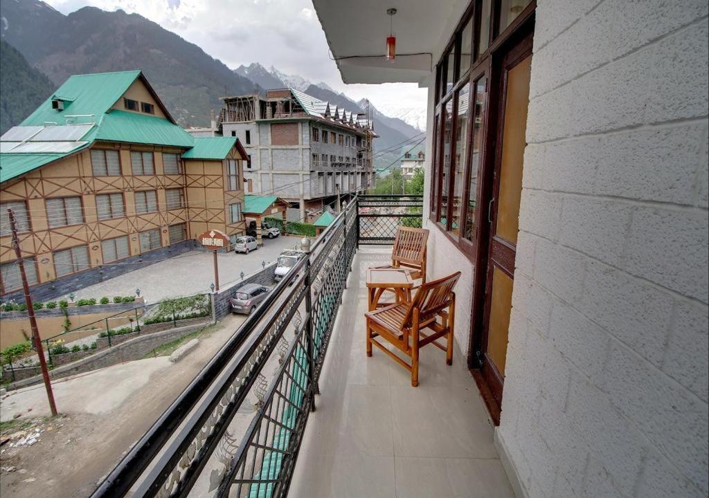 Hotel Kingston Manali  Ngoại thất bức ảnh