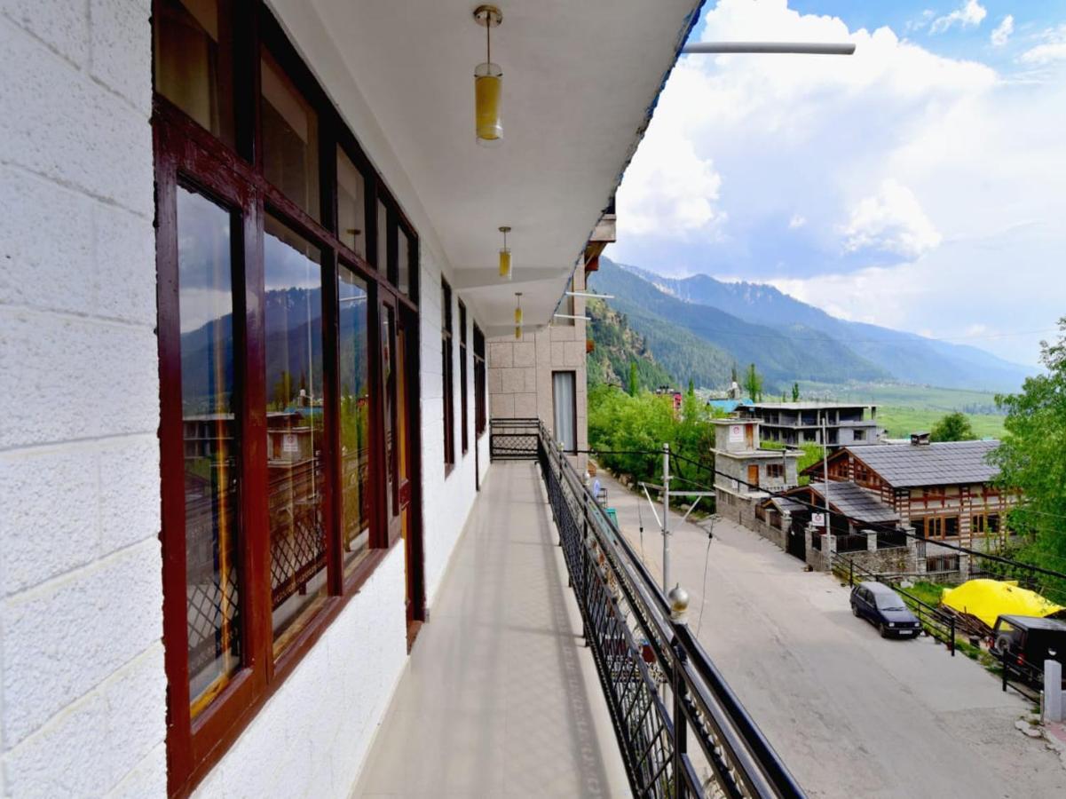 Hotel Kingston Manali  Ngoại thất bức ảnh